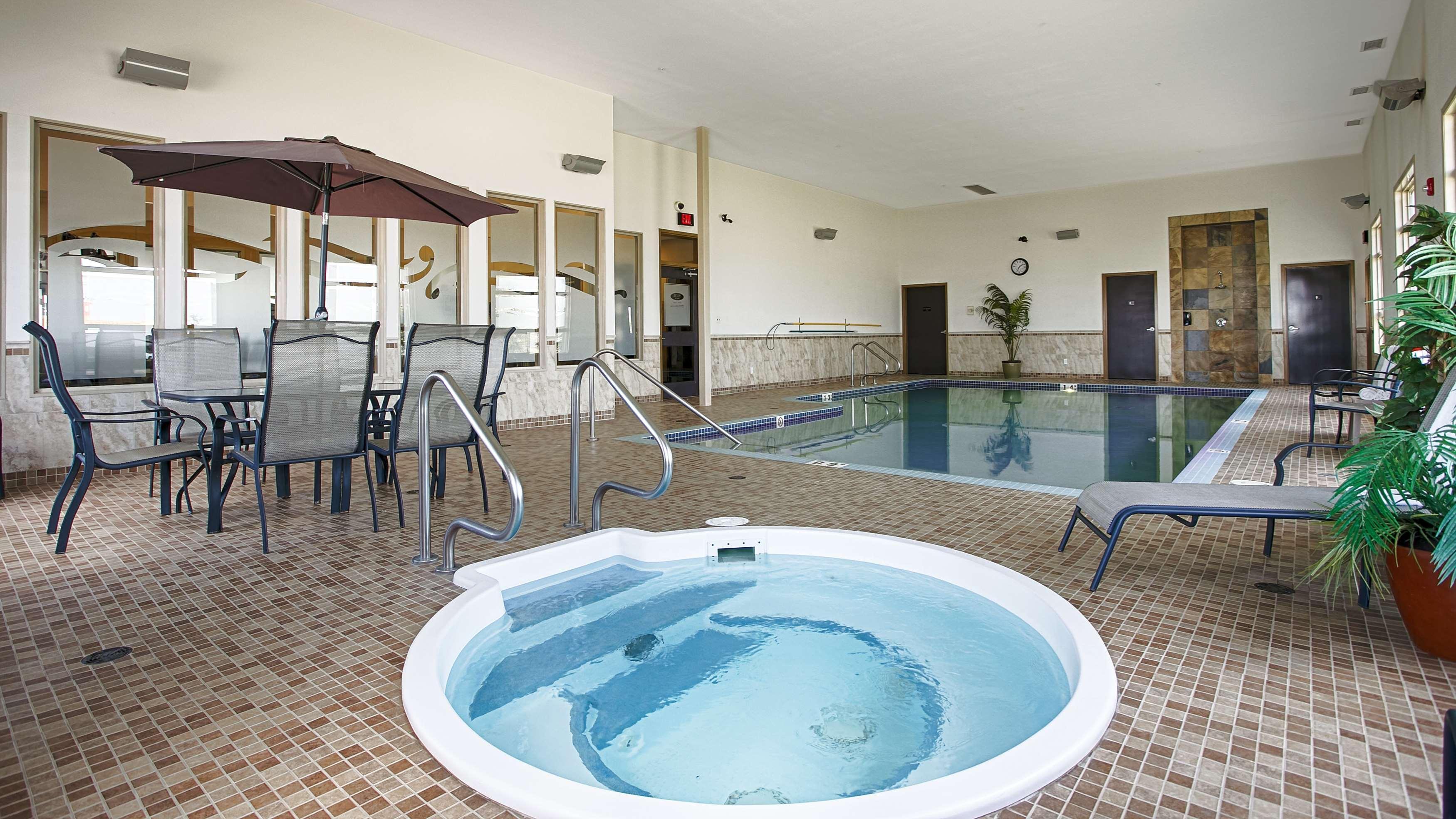 Best Western Wainwright Inn & Suites Exterior foto